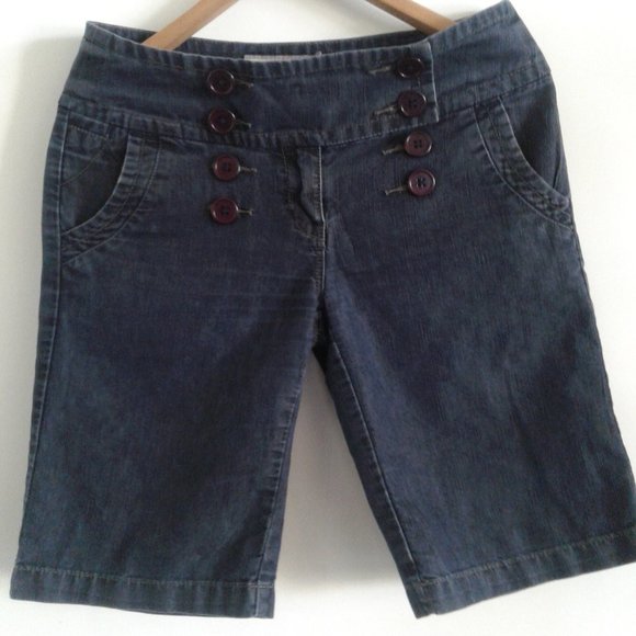 AMERICAN RAG Sailor Button Style pocketed (5) Walking shorts - Size 5 - Picture 3 of 8